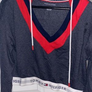 Tommy Hilfiger crop sweatshirt